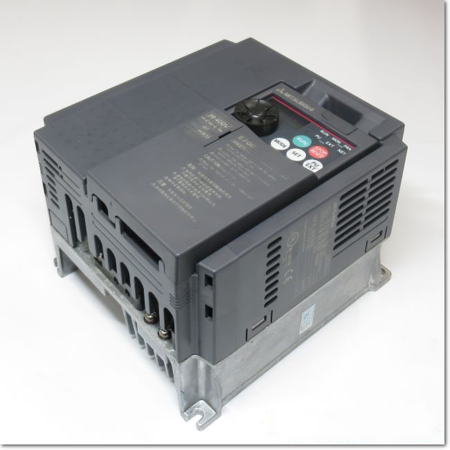三菱電機インバーターFR-E740-1.5K FR-E740-0.75K 2018年製