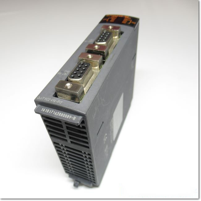 QJ71C24N-R2 2018年製 内袋開封済 シリアルコミュニケーションユニット