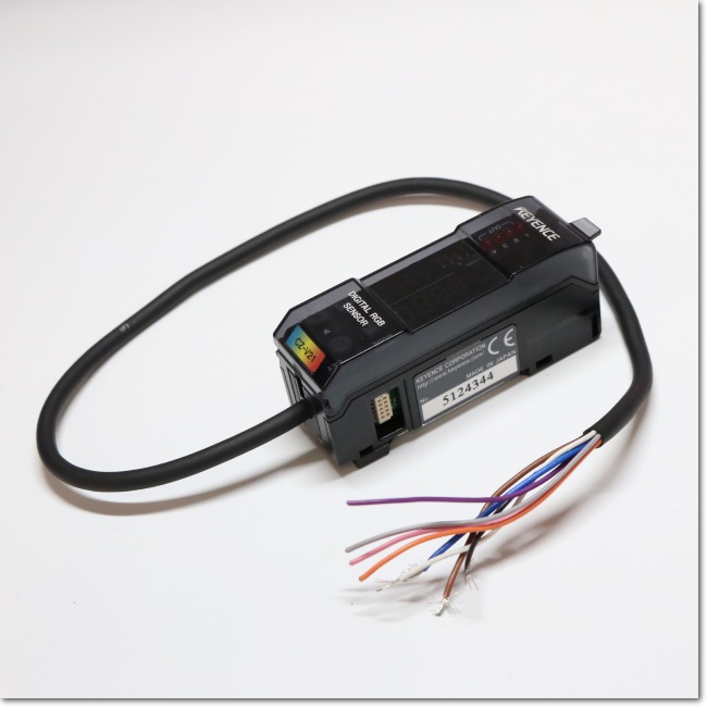 KEYENCE カメラ部品　2種 KEYENCE カメラ部品2種