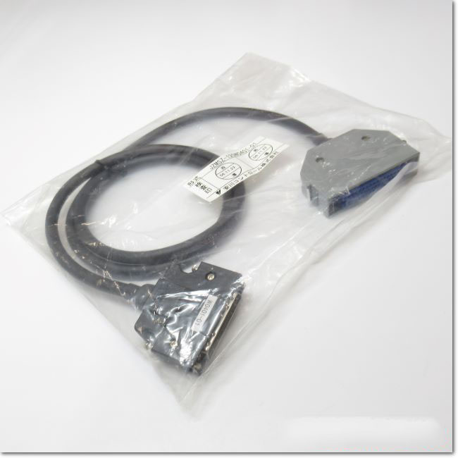 FA機器ドットコム / JZMSZ-120W0401-01 MC20用入出力ケーブル 1m (安川
