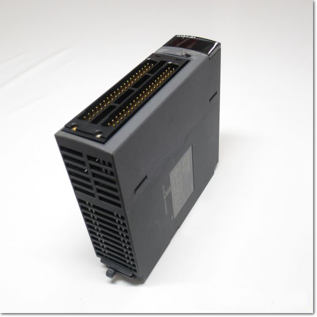 FA機器ドットコム / QX42-S1 DC入力ユニット プラスコモンタイプ 64点