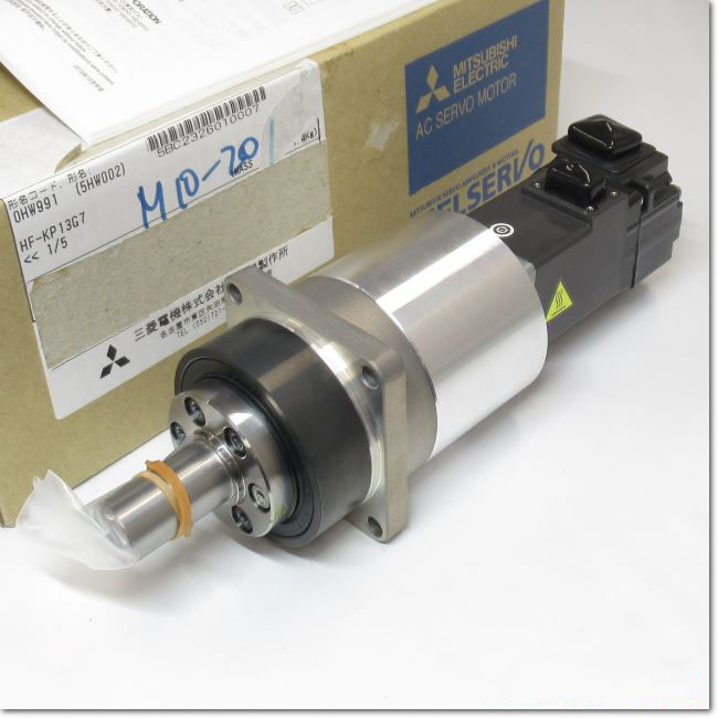 HC52S-SZサーボモーターHC52SSZ 1PCS in Stock Mitsubishi Original AC Servo Motor Hc-Sfs52