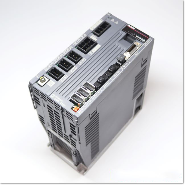 三菱　MR-J4-200B サーボアンプ 三菱 三菱電機 MR-J4-200B サーボアンプ : 伝動機ドットコム
