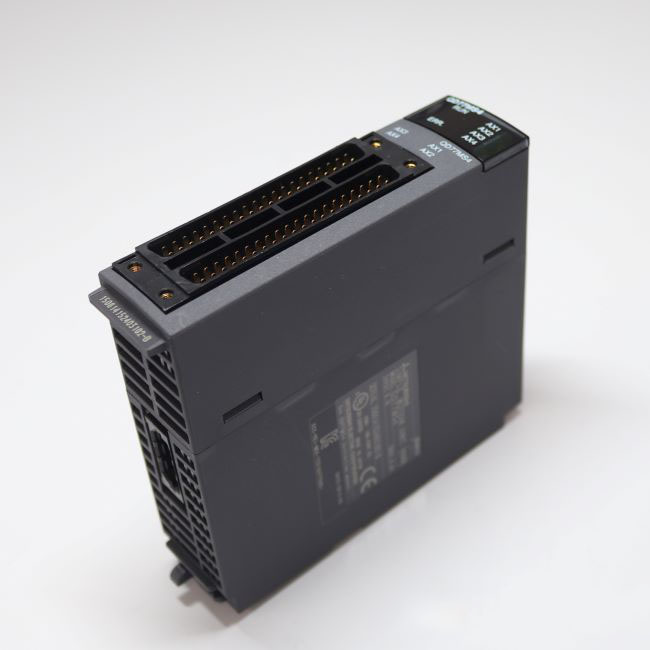 三菱電機 QD77MS4 【Miracast】 👝 多機能入出力モジュール