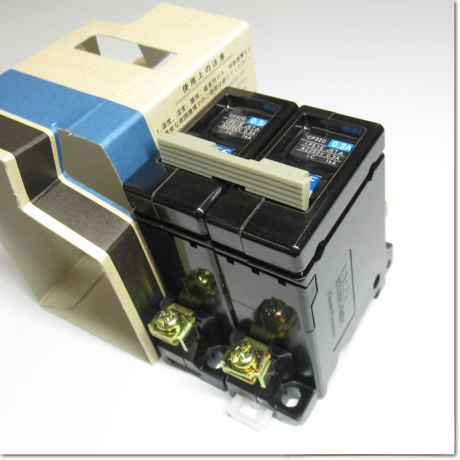 FA機器ドットコム / CP32D サーキットプロテクタ 2P 0.3A(富士電機