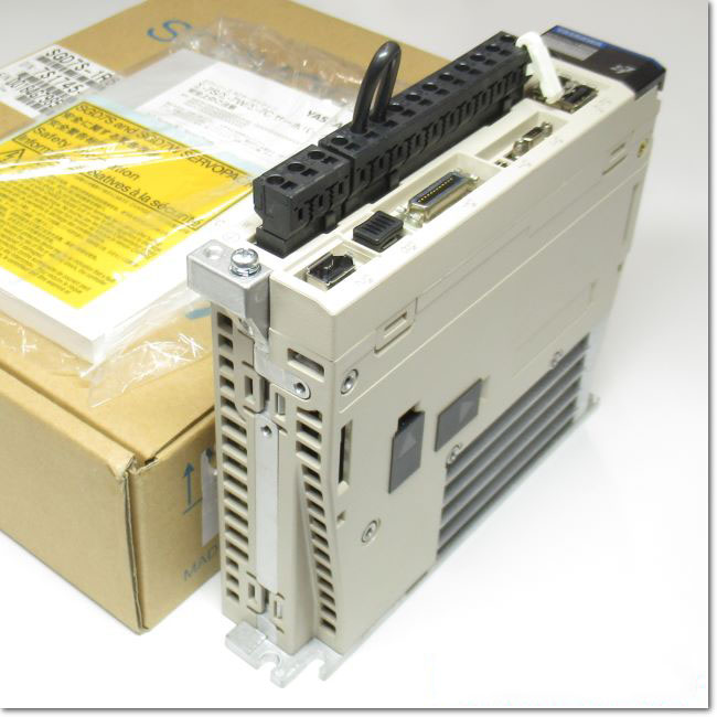 FA機器ドットコム / SGD7S-1R6A10A サーボパック AC200V 0.2kW