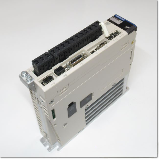 FA機器ドットコム / SGD7S-1R6A20A サーボパック AC200V 0.2kW