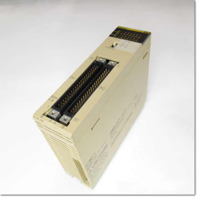 プログラマブルコントローラ　CS1W トランジスタ出力ユニット FA機器ドットコム / CS1W-OD261 トランジスタ出力ユニット出力64点