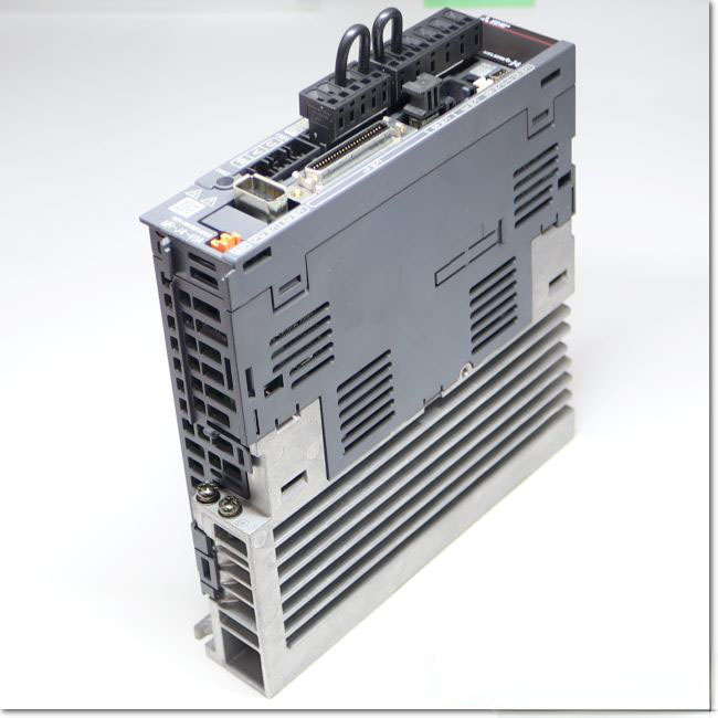 三菱 サーボ 電気 アンプ MR-J4-200B サーボアンプ 400V ACサーボ