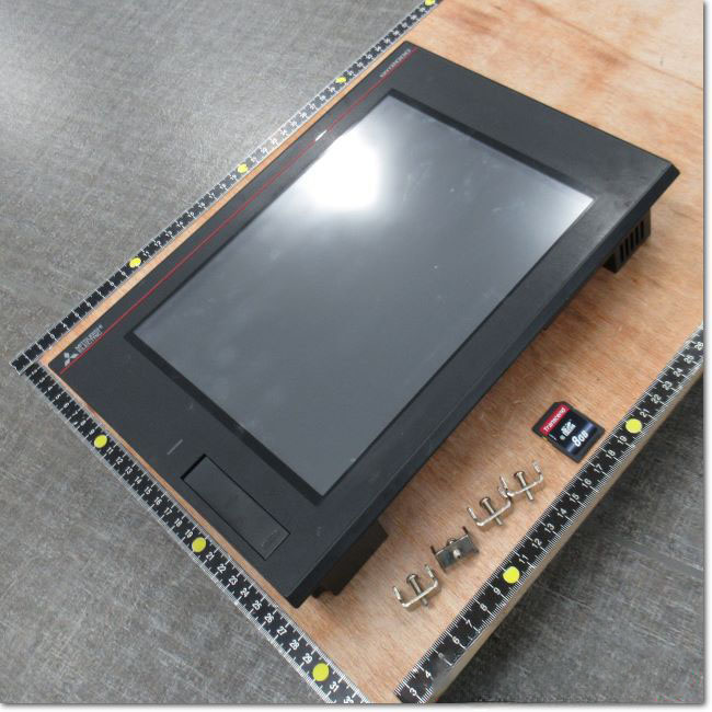 三菱 GT2710-VTBD タッチパネル GOT2000シリーズ 管理F0628ja-B09