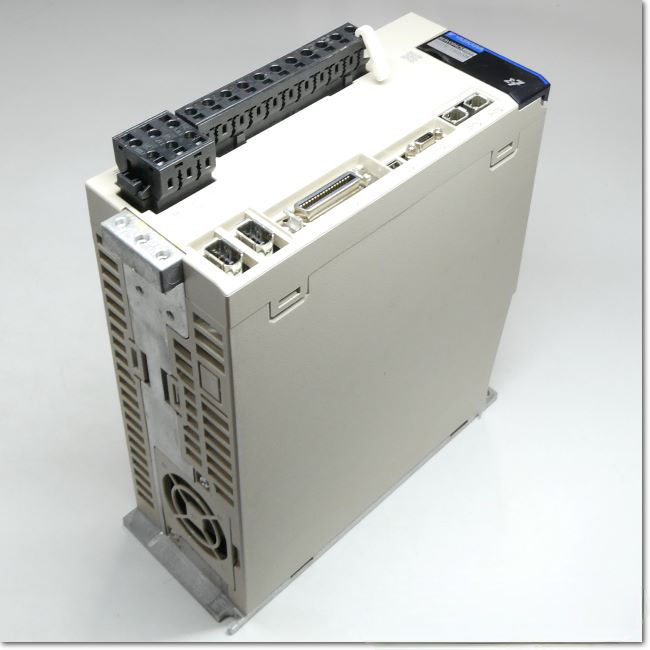 FA機器ドットコム / SGD7W-1R6A20A サーボパック AC200V 0.2kW (安川