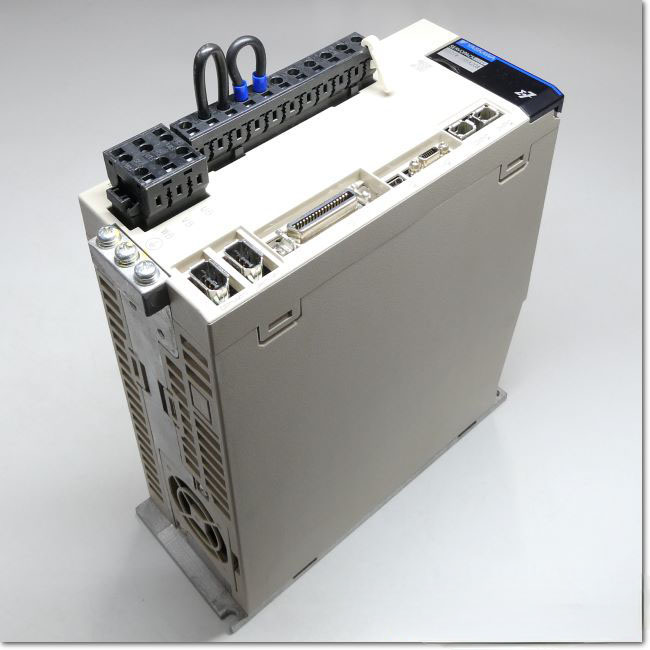 FA機器ドットコム / SGD7W-1R6A20A サーボパック AC200V 0.2kW (安川