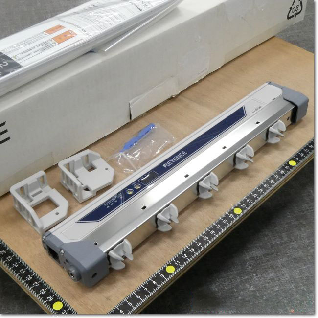 KEYENCE キーエンス イオナイザ SJ-E036A バータイプ360mm 新品 KEYENCE キーエンス イオナイザ SJ-E036A バータイプ 360mm