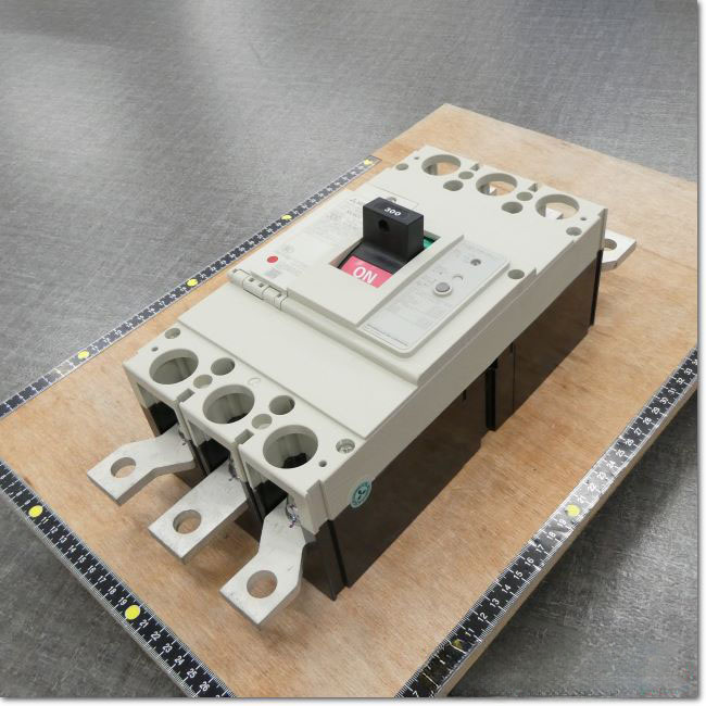 三菱 漏電遮断器 NV400-CW 3P 300A 100.200.500mA 低 価格