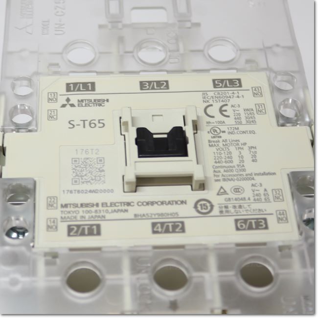 FA機器ドットコム / S-T65 AC100V 2a2b 電磁接触器 + 充電部保護カバー
