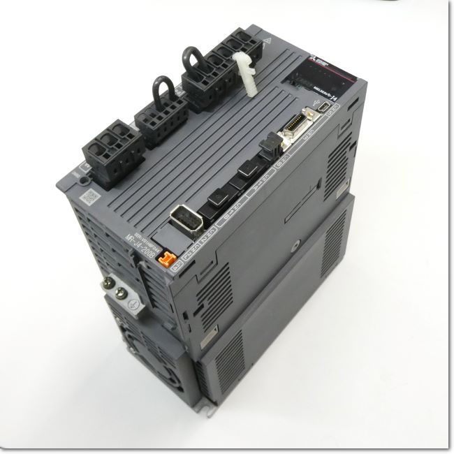 FA機器ドットコム / MR-J4-200B サーボアンプ AC200V 2.0kW SSCNET/H