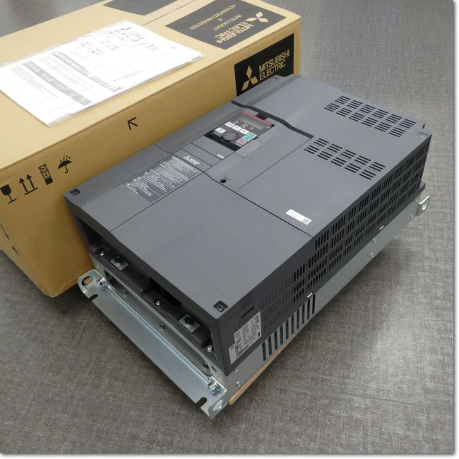 FR-F820-3.7K-1　三菱電機FA インバータ　ポンプ・ファン用 FA機器ドットコム / FR-F820-37K-1 ファン・ポンプ用インバータ 三相