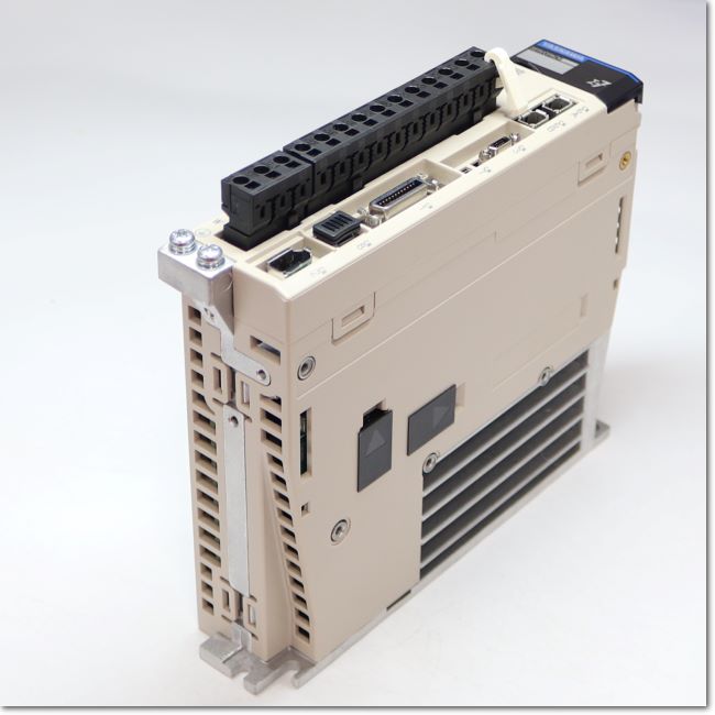 FA機器ドットコム / SGD7S-1R6A20A サーボパック AC200V 0.2kW