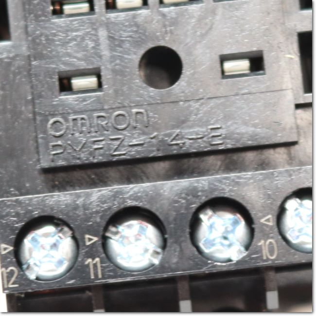 FA機器ドットコム / PYFZ-14-E 角形ソケット 表面接続 14ピン (OMRON