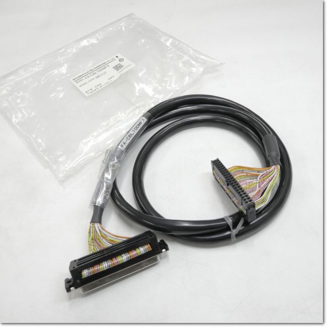 FA-CBL10DMFX PLC対応ケーブル（PLC⇔端子台間接続用） FA機器ドットコム / FA-CBL10DMFX コネクタ⇔端子台変換ユニット間