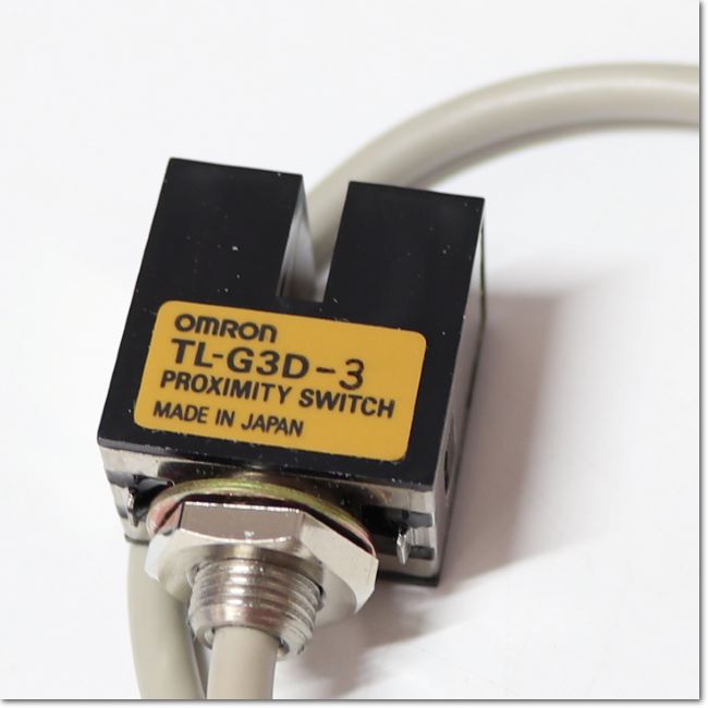 角柱型近接センサ(3個入) TL-G3D-3 オムロン（OMRON） TL-G3D-3 OMRON