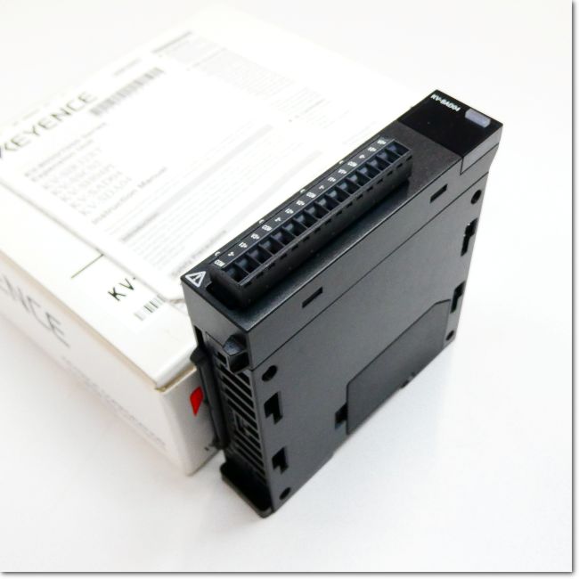 【新品未使用】KEYENCE 3点セット‼️ ☆ 新品 KEYENCE キーエンス 超小型モデル センサアンプ IV3