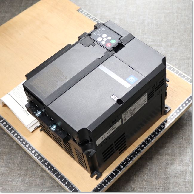 FA機器ドットコム / FRN7.5E2S-2J インバータ 三相200V 0.75kW (富士 