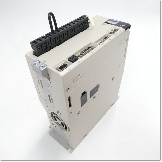 FA機器ドットコム / SGD7S-5R5A20A サーボパック AC200V 0.75kW