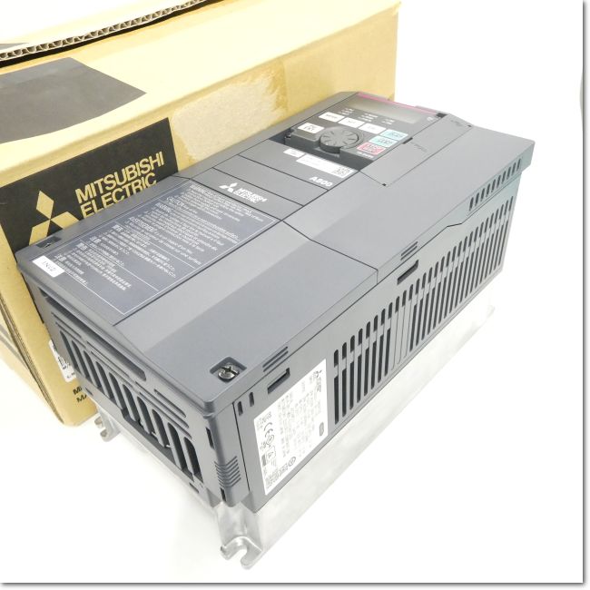 FA機器ドットコム / FR-A820-1.5K-1-60 インバータ 三相200V 1.5kW