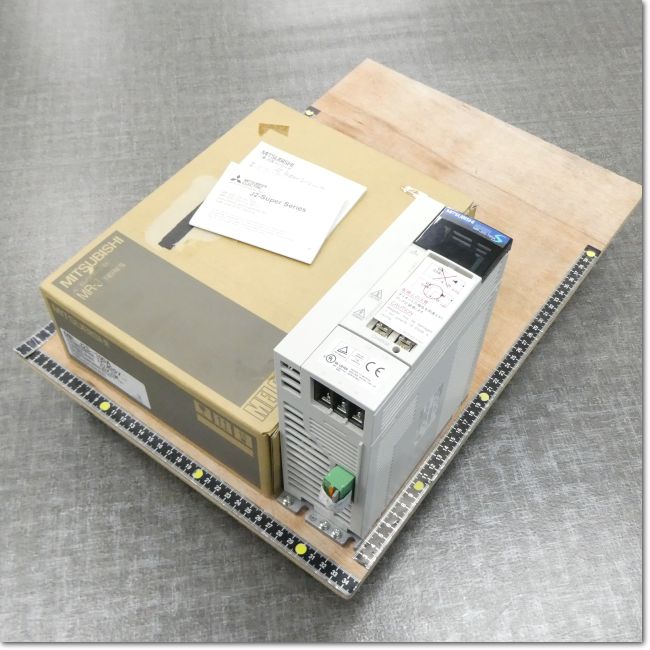 【新品未使用1個】三菱電機製Q68TD-G-H01 Q68TD-G-H01 シーケンサ MELSEC-Qシリーズ アナログユニット 三菱電機