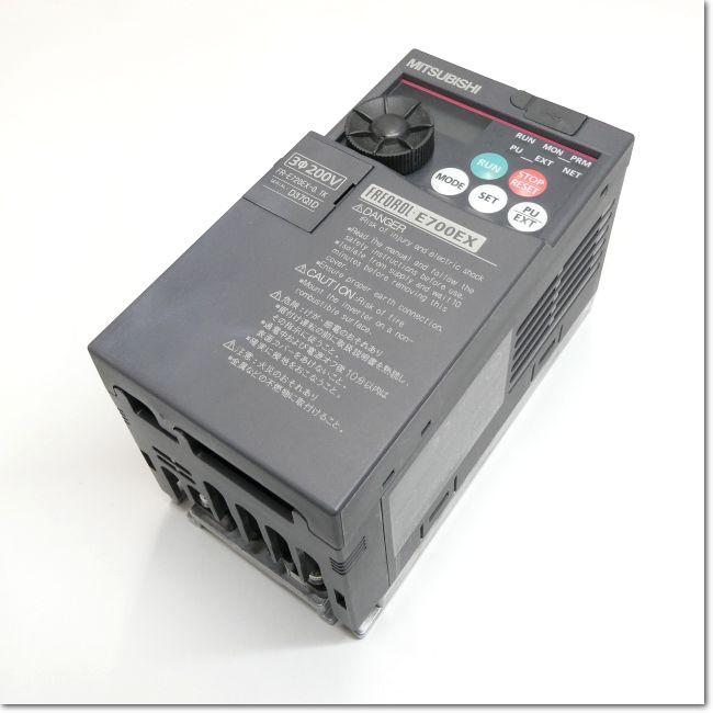 MR-J2S-70B 未使用 元箱ありサーボ 【管理91101 s92500】 サーボアンプ