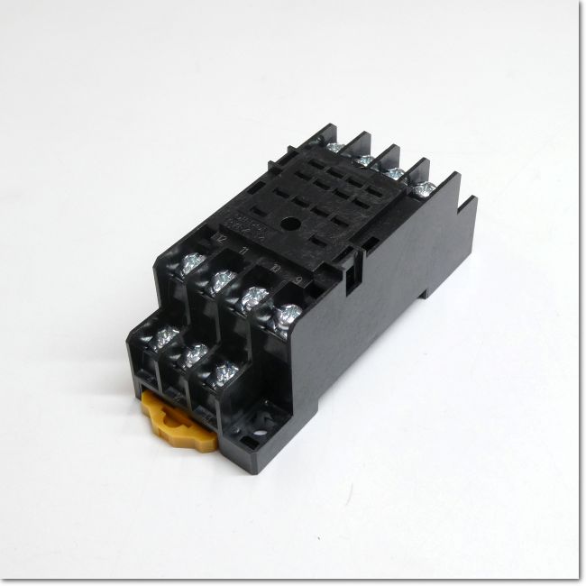 FA機器ドットコム / PYFZ-14 角形ソケット 14ピン 表面接続 (OMRON