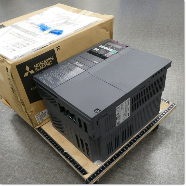 FR-S520E-0.4K インバーター 三菱電機 ランクB中古品