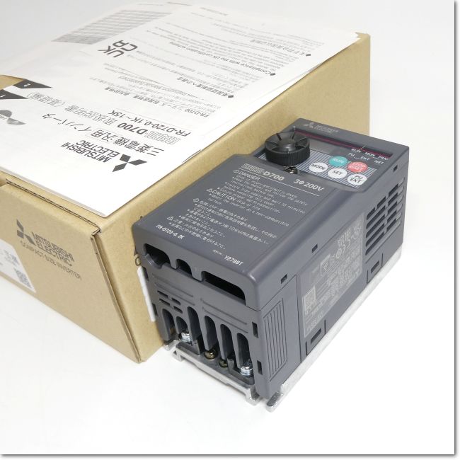 三菱電機 インバーター FR-D720-2.2K 200V用 未使用品