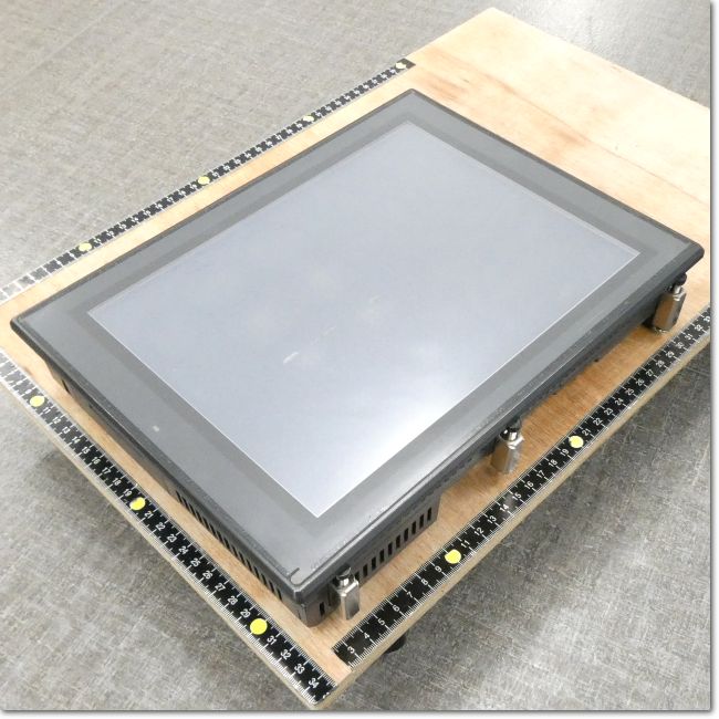 12型 SVGA TFTカラー タッチパネルディスプレイ(ジャンク品) VT3-S12 