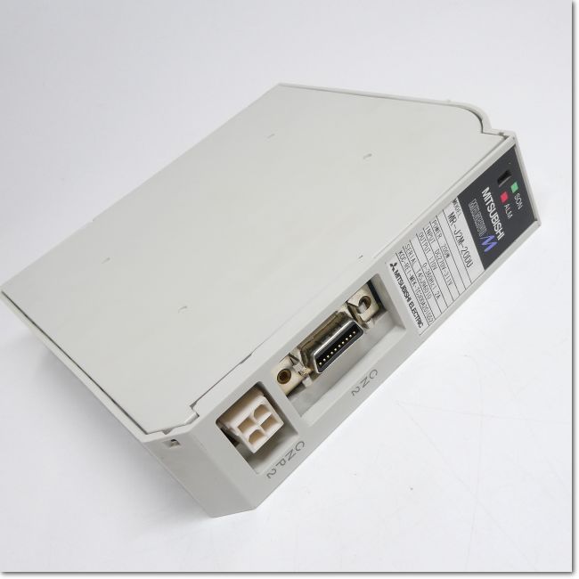 MR-J2M-70DU 即購入OK❗️ 新品☆送料無料】 MR-J2M-40DU サーボアンプ 【6ヶ月保証