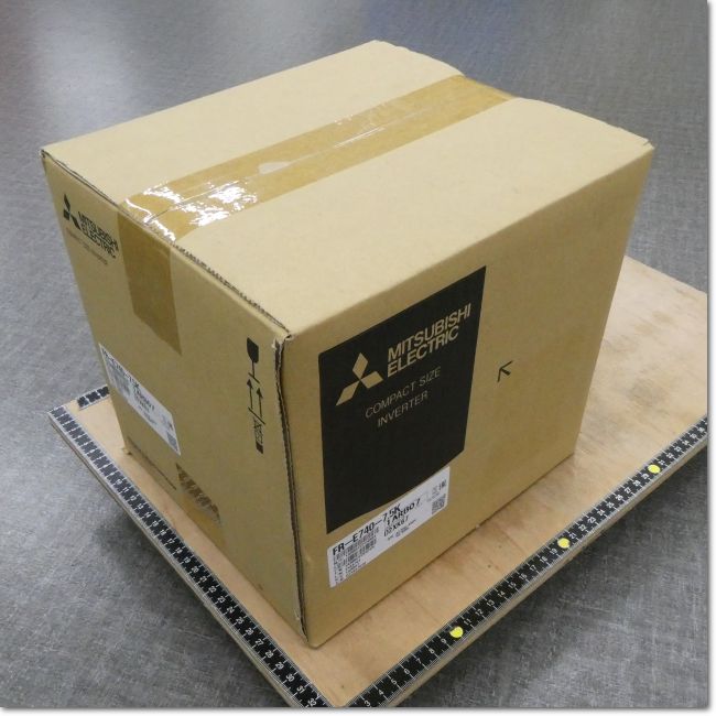 FA機器ドットコム / FR-E740-7.5K インバータ 三相400V (三菱電機