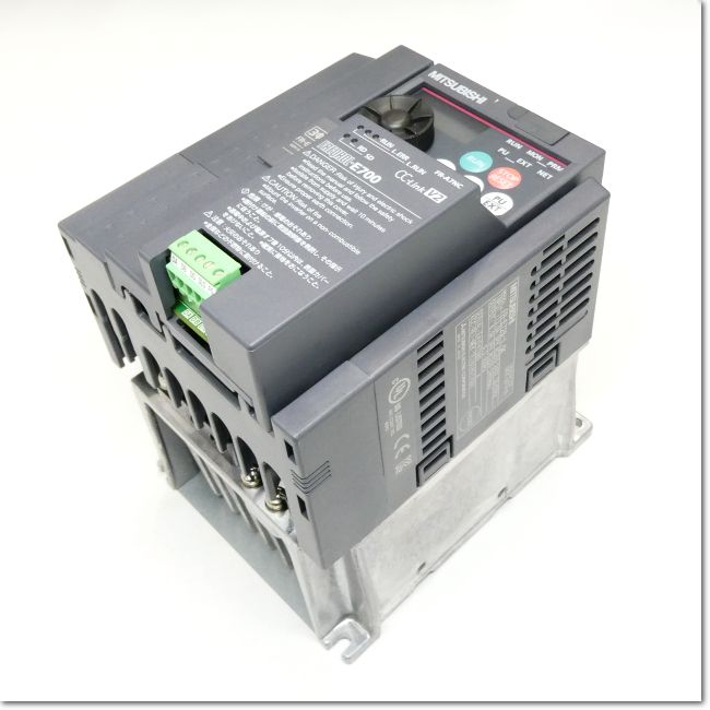 FA機器ドットコム / FR-E720-1.5K インバータ 三相200V + CC-Link通信 