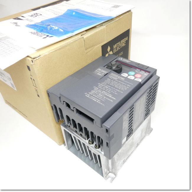 新品三菱電機FR-E720-1.5K AC200V3相インバータ FA機器ドットコム / FR-E720-1.5K インバータ 三相200V (三菱電機
