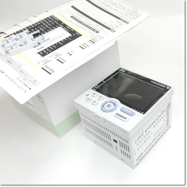 UTAdvanced™ 汎用形ディジタル指示調節計（温調計） UT35A⁄UT32A