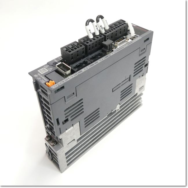 FA機器ドットコム / MR-J4-20B サーボアンプ AC200V 0.2kW SSCNETⅢ/H
