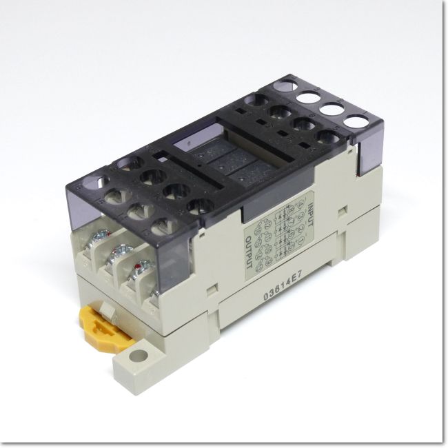 新品未使用オムロンターミナルリレーG6D-F4B DC24V 4個セット G6D-F4B
