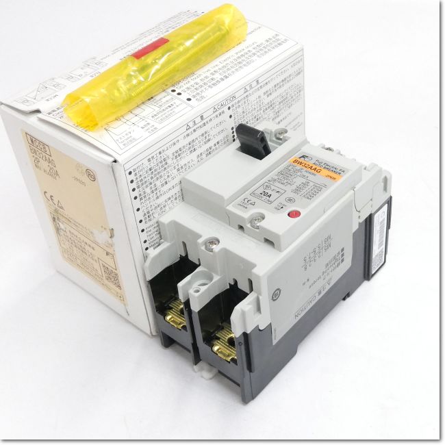 未使用 RIKOBR3-NPデジタルファイバーアンプ 未使用 RIKOBR3-NP
