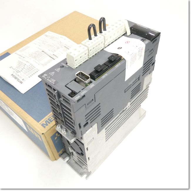 FA機器ドットコム / MR-J3-100B サーボアンプ 三相200V 1kW SSCNETⅢ