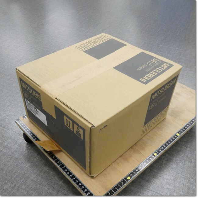 FA機器ドットコム / MR-J2S-500B サーボアンプ 三相200V 5kW SSCNET