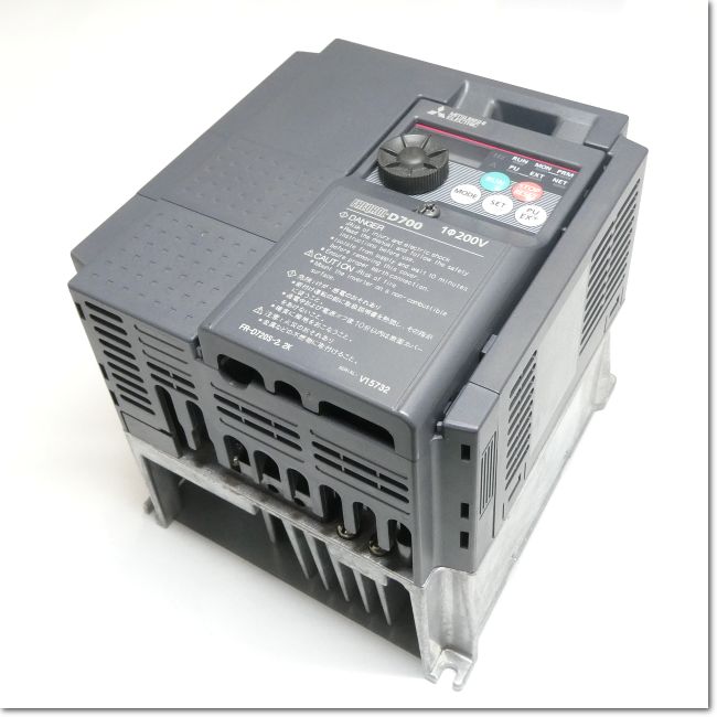 Mitsubishi Electric FR-D720S-2.2K インバータ FA機器ドットコム / FR-D720S-2.2K インバータ 単相200V 2.2kW (三菱