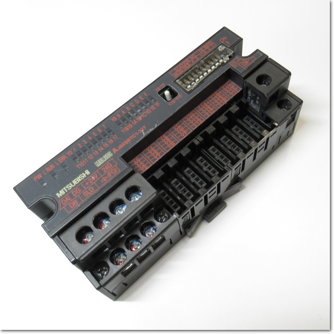 【新品未使用】三菱電機　リモートI/OユニットAJ65SBT-64AD 三菱電機 AJ65SBT-64AD CC-Linkアナログ−ディジタル変換