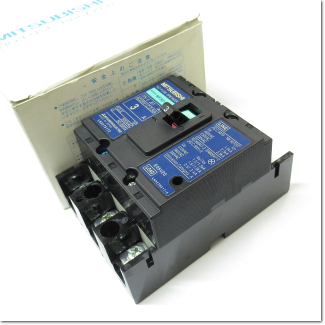 三菱 NF30-CS 3P 30A ノーヒューズ ブレーカー 4個 Amazon.co.jp: 三菱電機 NF30-CS 3P 5A (ノーヒューズブレーカー