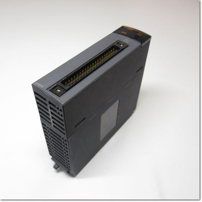 QD75M2 2軸　位置決めデータ数:600データ/軸　SSCNET接続 QD75M2 2軸 位置決めデータ数:600データ/軸 SSCNET接続