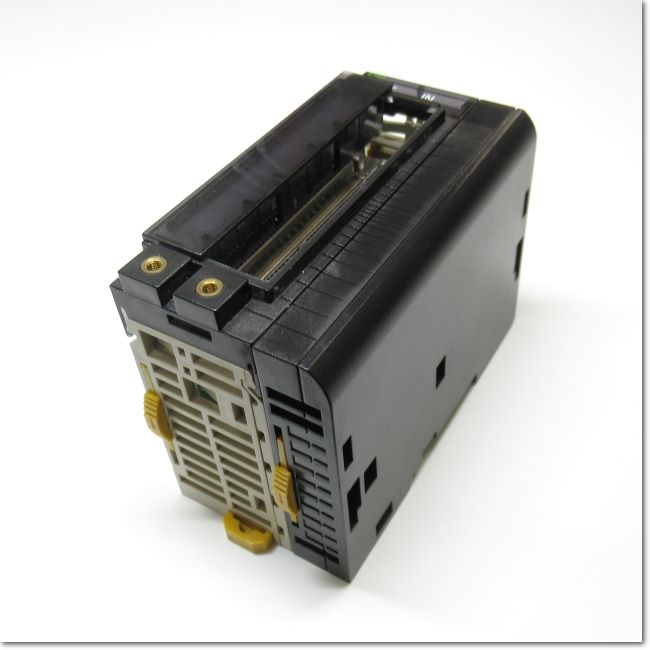 オムロン I/Oインタフェースユニット CJ1W-II101 CJ1W-II101 SYSMAC CJシリーズ I/Oインタフェースユニット 1個